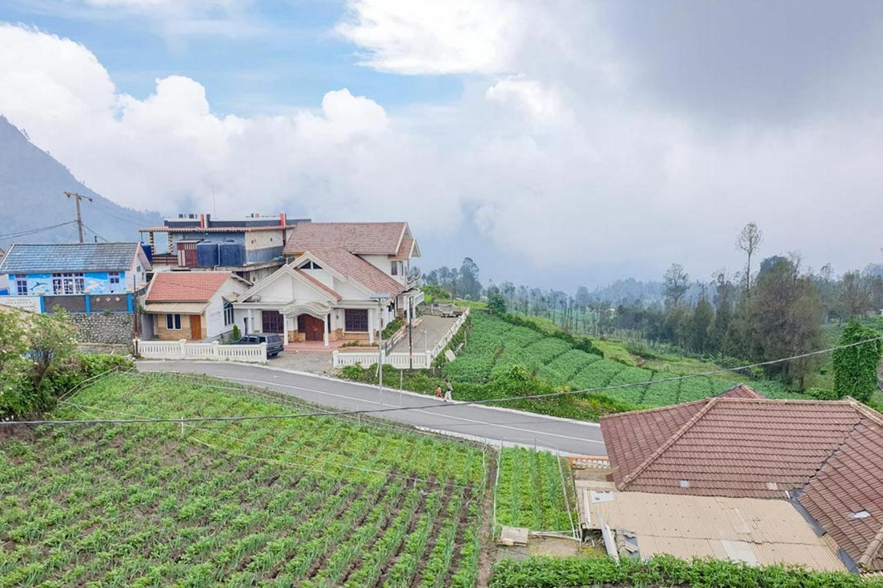 Tengger Indah Bromo Homestay at Desa Wisata Bromo Probolinggo Bagian luar foto